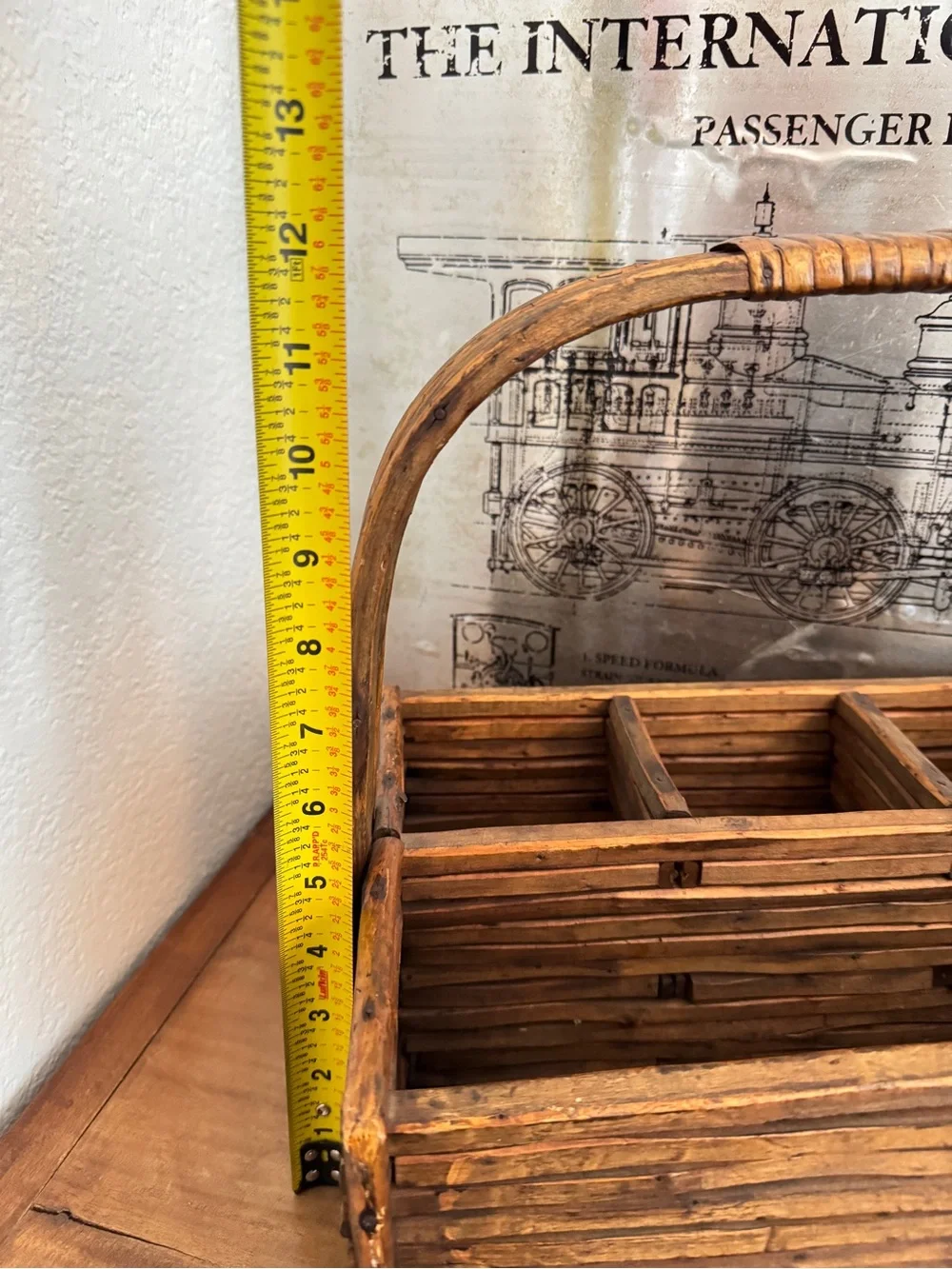 Vintage Farmhouse Wood Wicker Basket Woven Condiments Flatware Organizer Holder